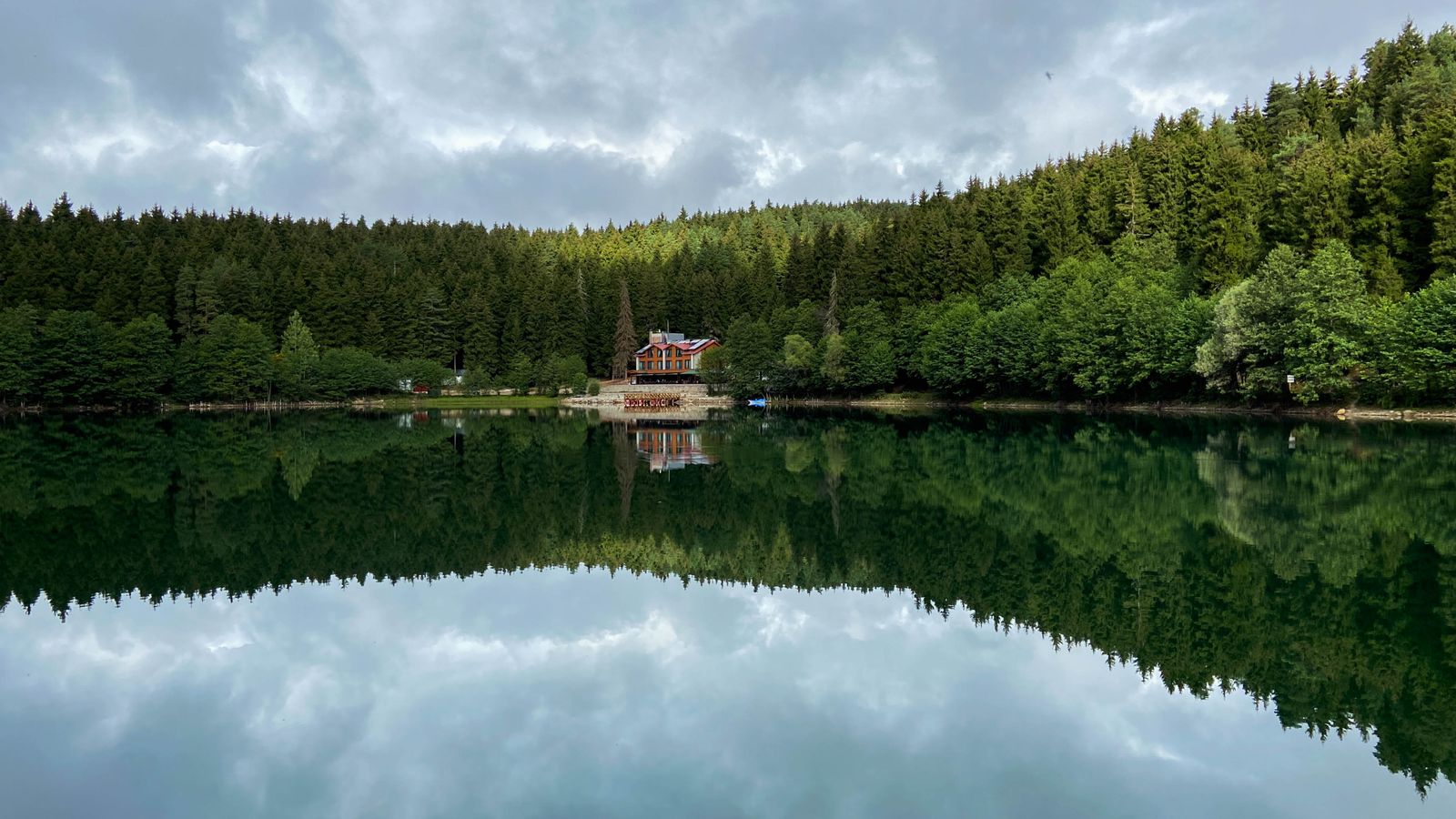 Minnesota Lake Home Insurance: What Buyers Need to Know