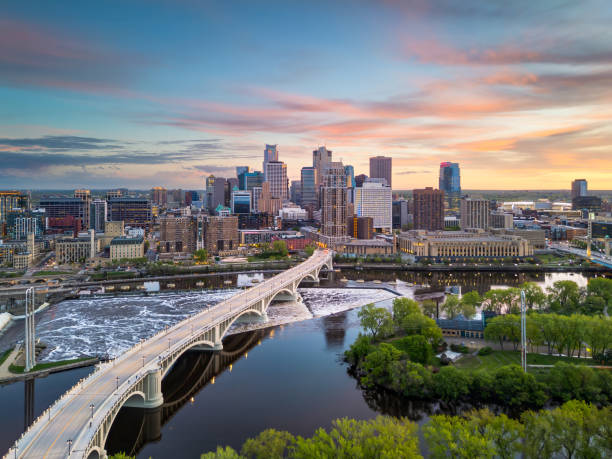 Minneapolis skyline representing Minnesota real estate