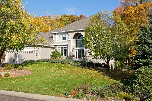 Minnesota lake area home in autumn colors